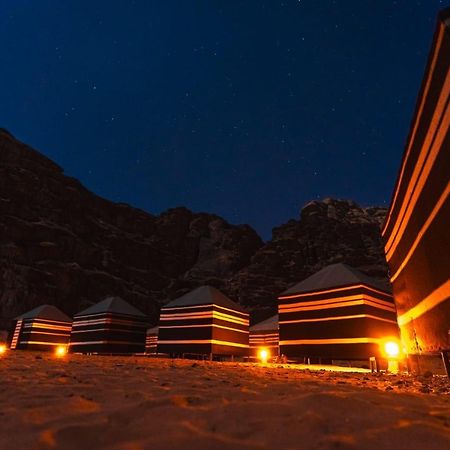 Wadi Rum Secrets Camp Екстер'єр фото